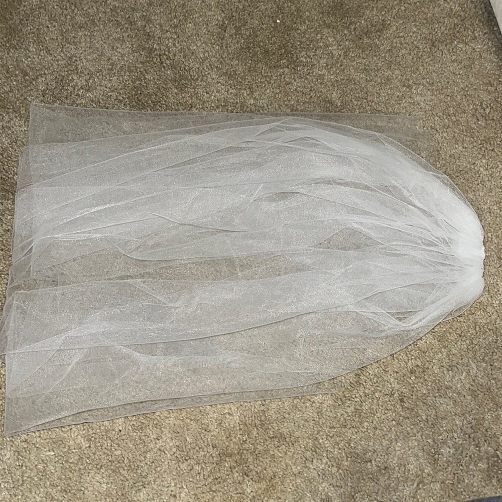 Plain white veil